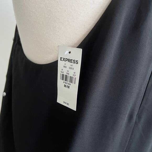 Express Studded V-Neck Tank Camisole Keyhole Back Black Sleeveless Blouse M NWT - Picture 5 of 8